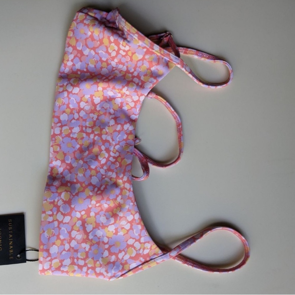 Medium bottoms , small top Skatie swim .